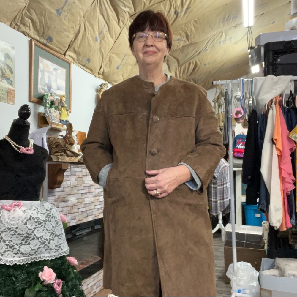 Vintage Reed Sportswear Women’s Brown suede leather Coat - Picture 10 of 12